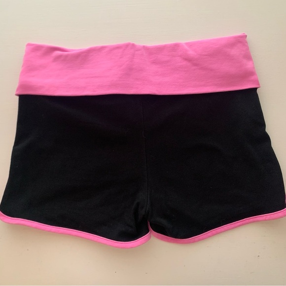 VS PINK Fold Over Shorts Size Small - Picture 2 of 8